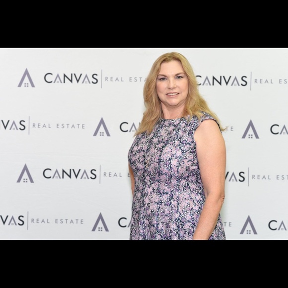 Meet your Posher, Robin - Picture 1 of 1